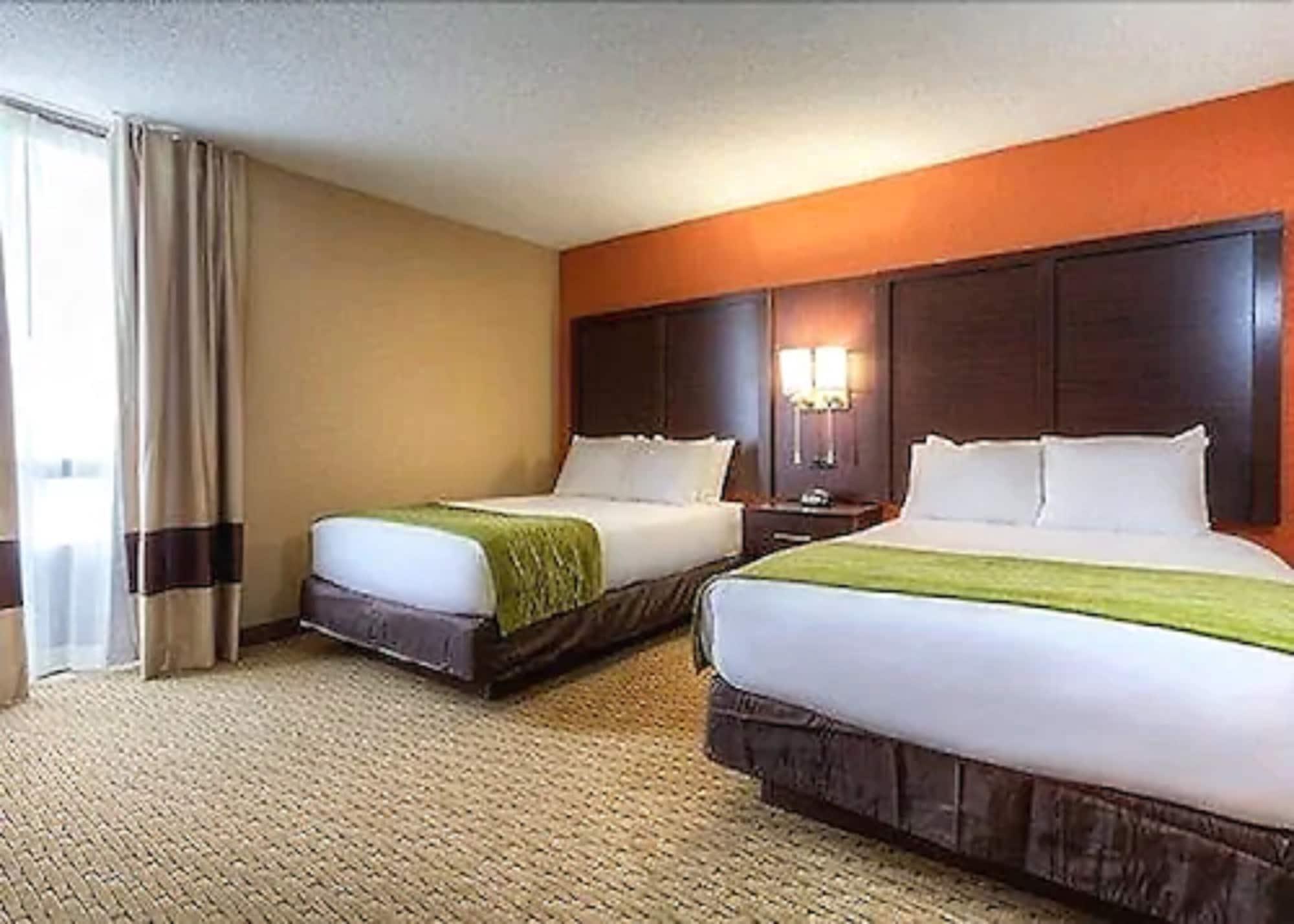 Comfort Inn & Suites Evansville Airport Esterno foto