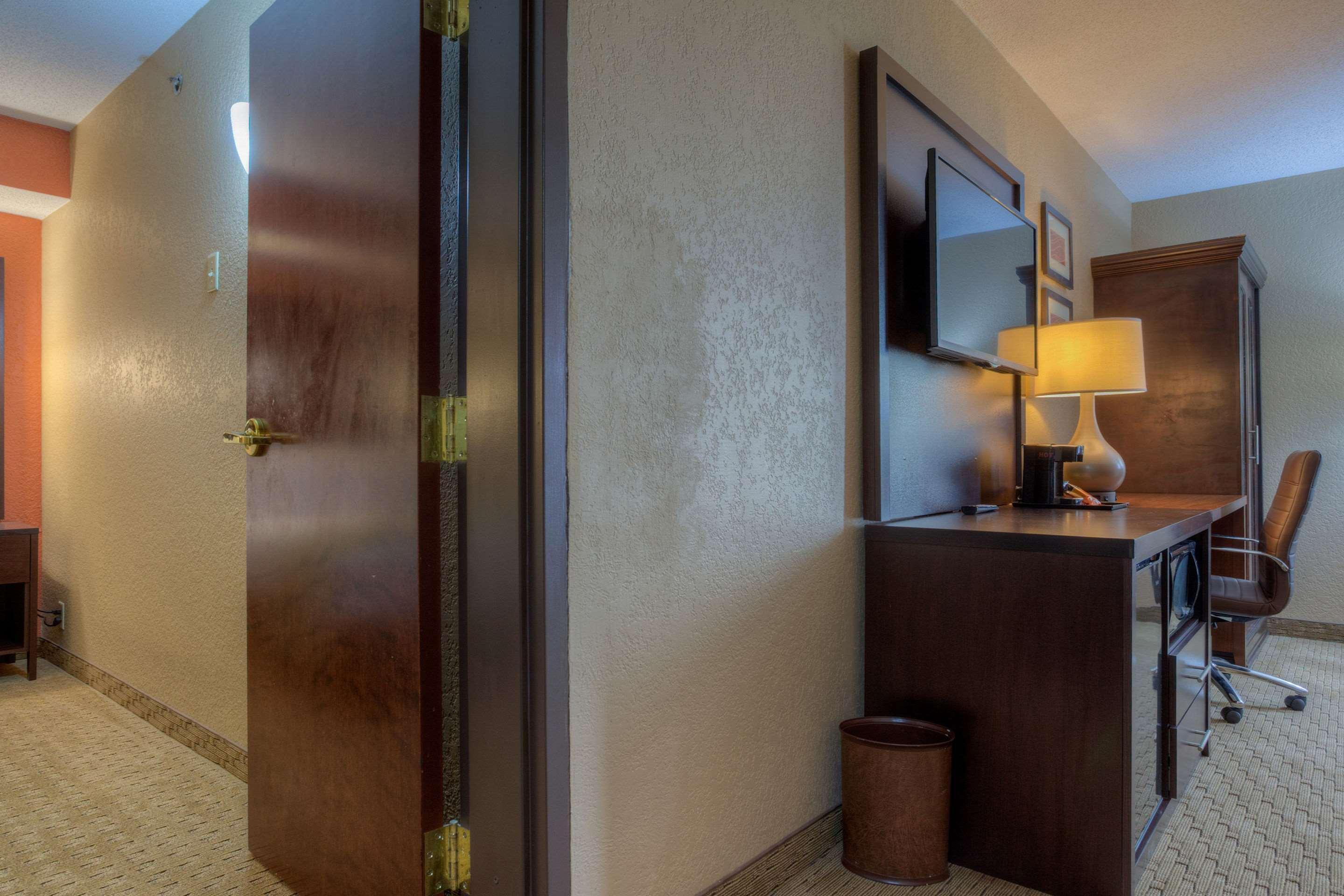 Comfort Inn & Suites Evansville Airport Esterno foto