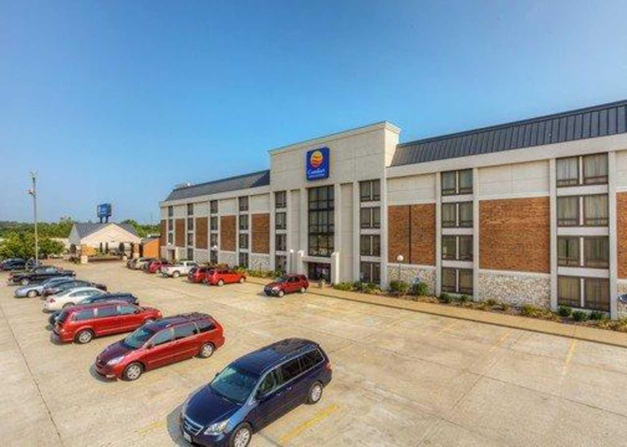 Comfort Inn & Suites Evansville Airport Esterno foto