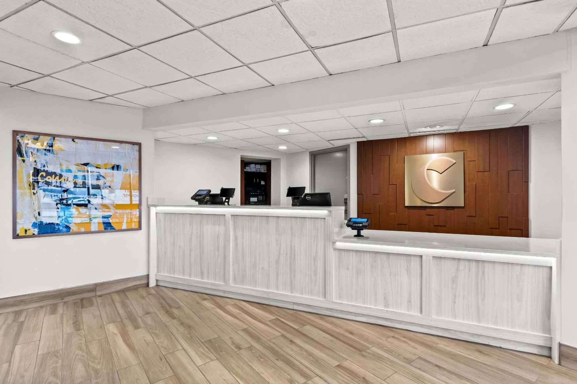 Comfort Inn & Suites Evansville Airport Esterno foto