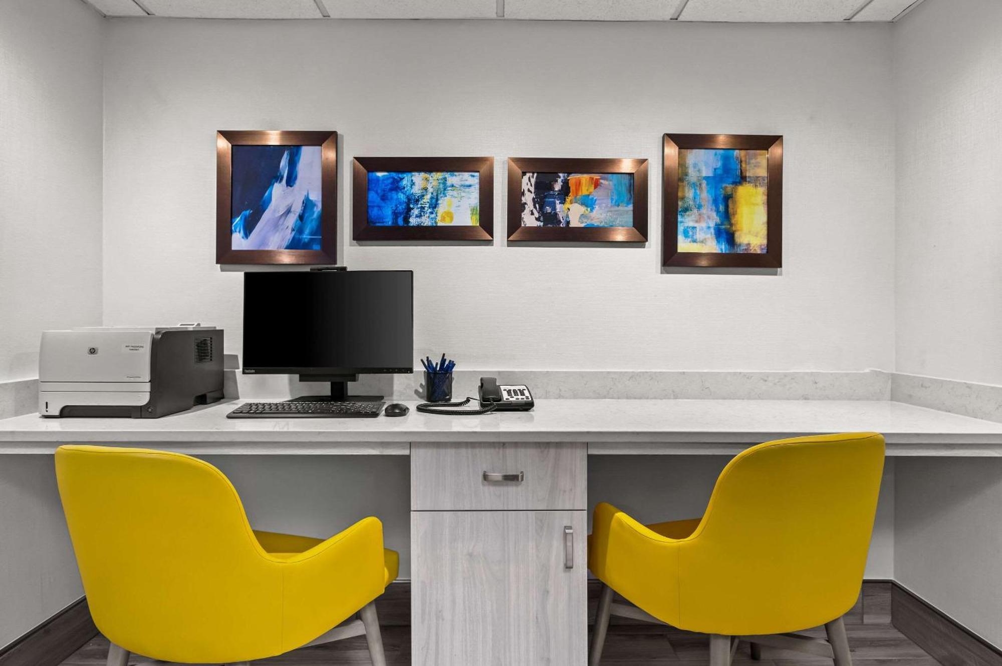 Comfort Inn & Suites Evansville Airport Esterno foto