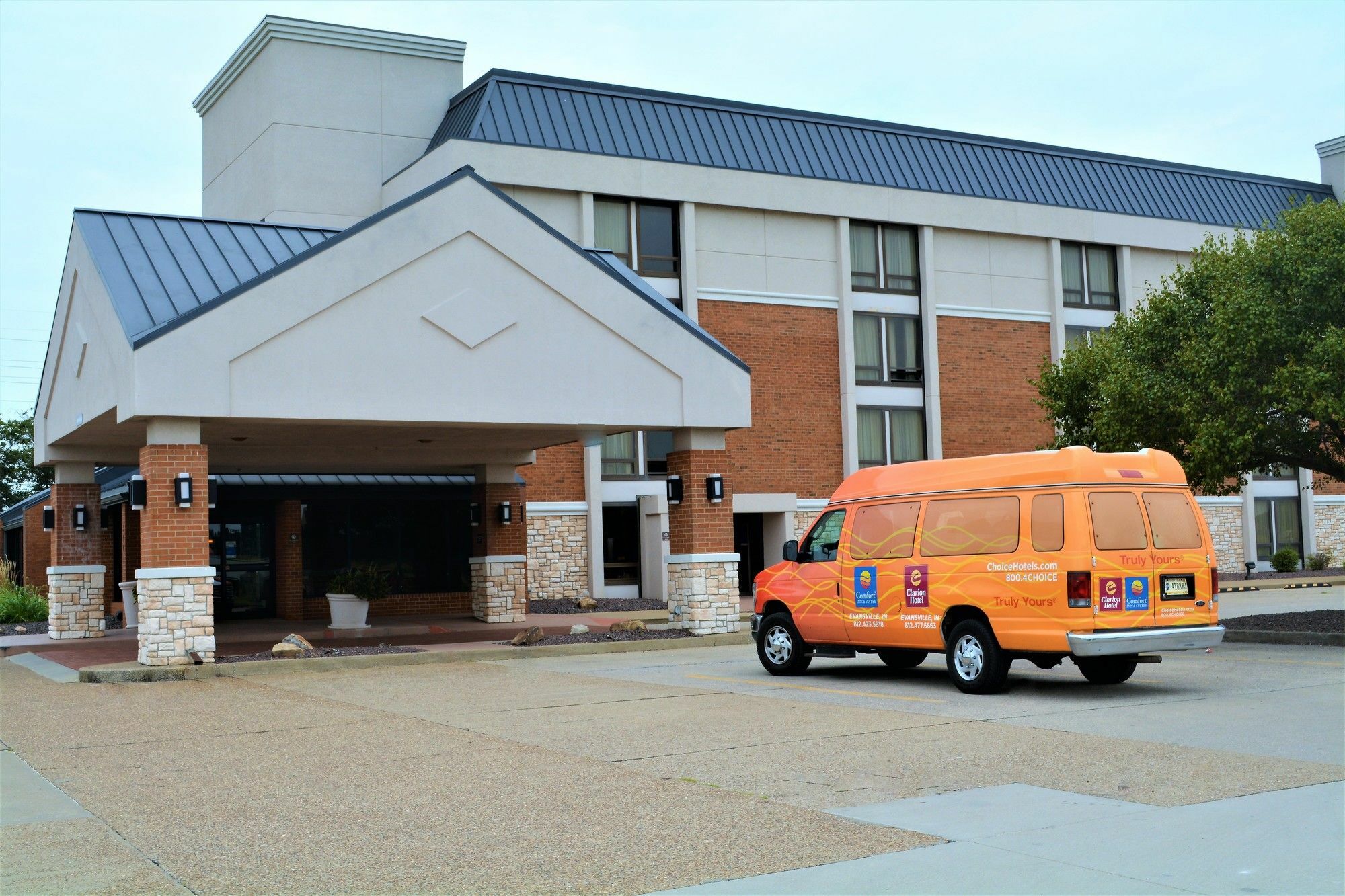 Comfort Inn & Suites Evansville Airport Esterno foto